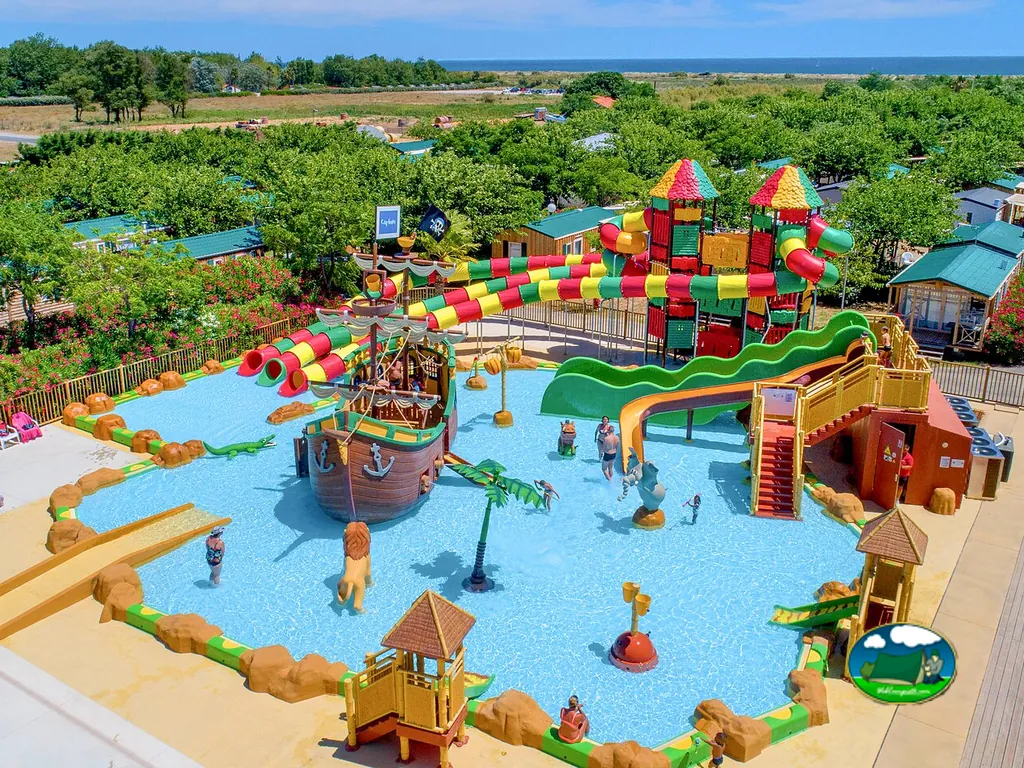 parque acuático infantil