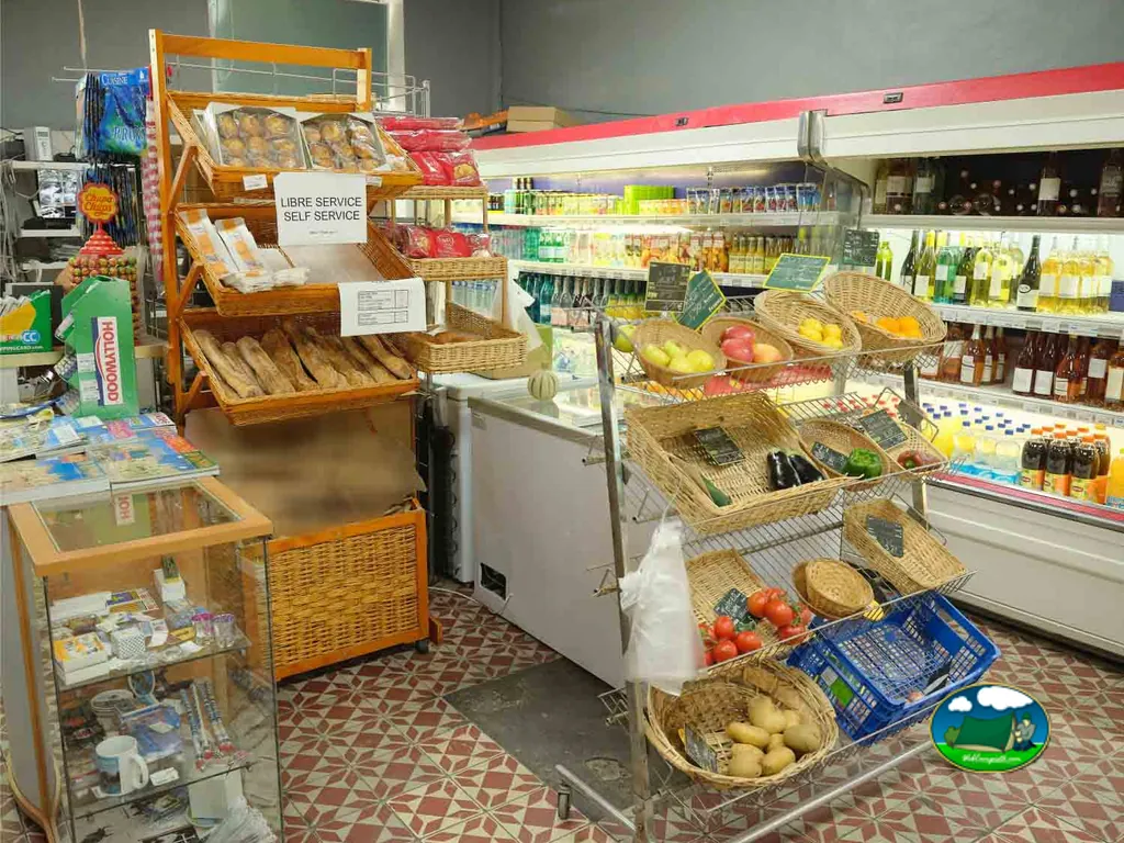 Interior de supermercado