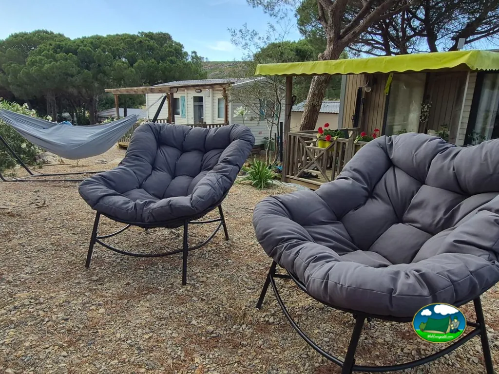sillones junto a parcela
