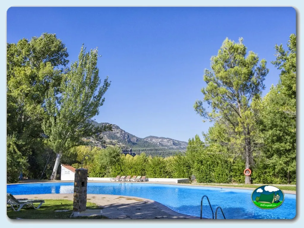 Camping Los Enebros en La Iruela, Jaén