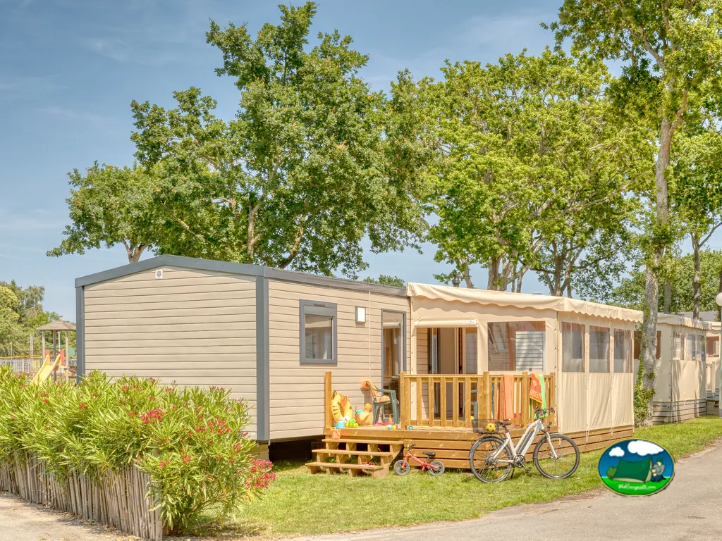 casa móvil con bicicletas
