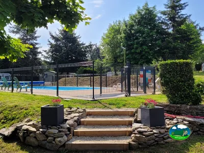 piscina exterior vallada