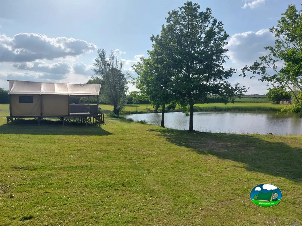 Glamping junto al lago