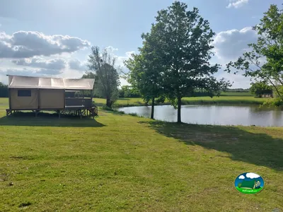Glamping junto al lago
