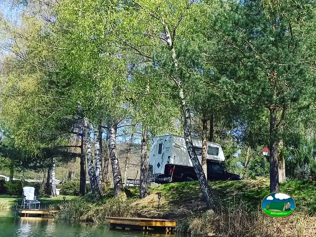 Parcela junto al lago