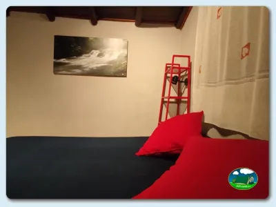 Interior de tienda de acampada del Camping El Pinajarro, Hervás (Cáceres)