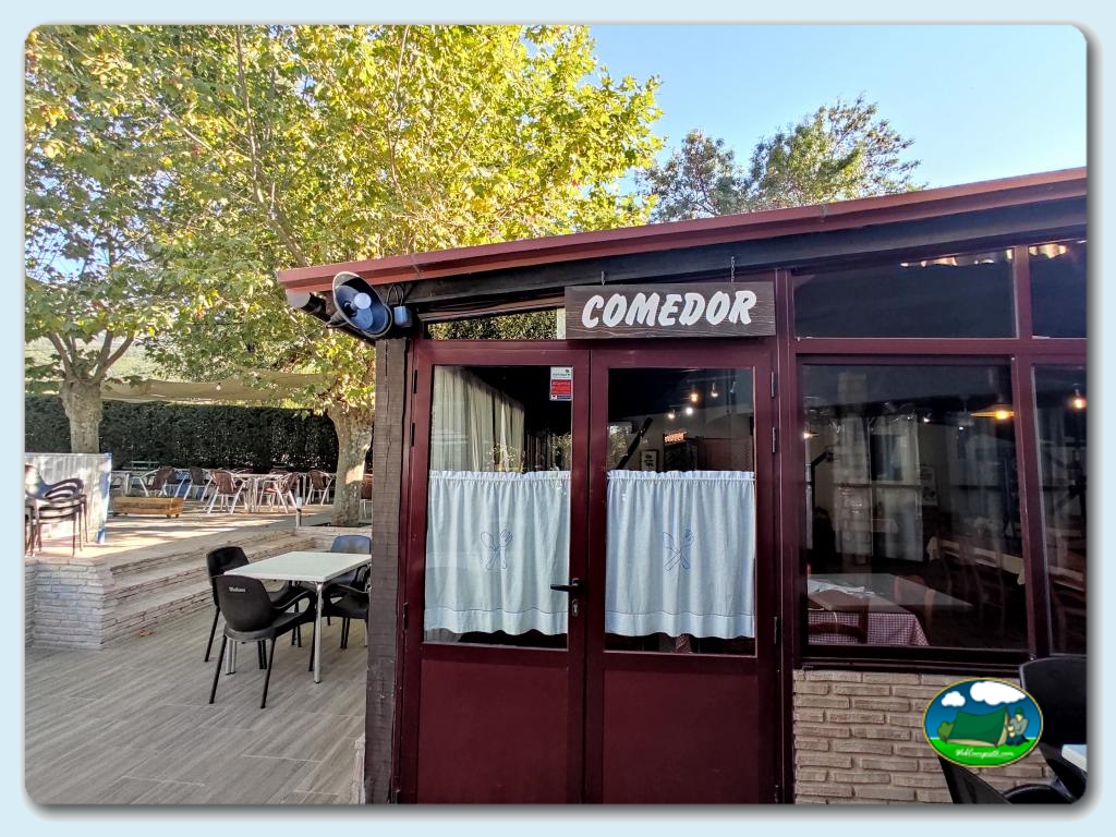 Comedor en Camping El Pinajarro, Cáceres, España