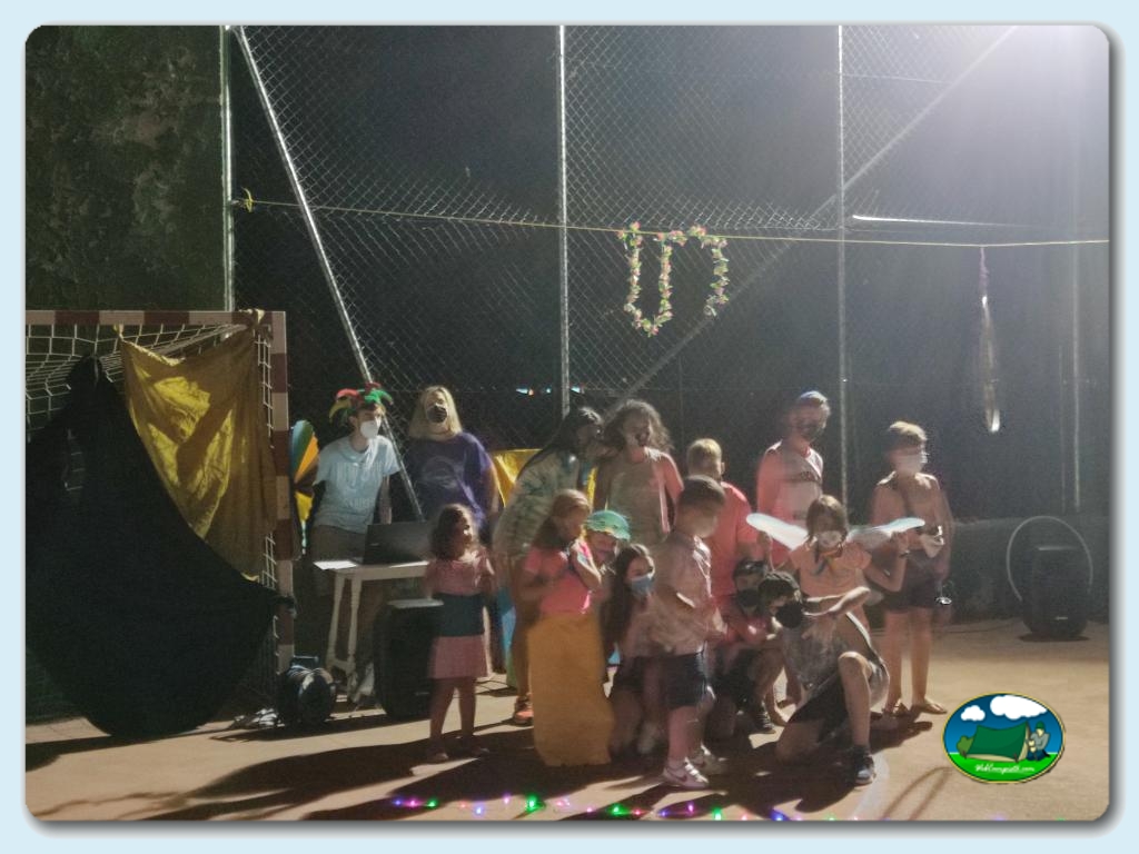 Actividades infantiles en Camping El Pinajarro, Cáceres, España