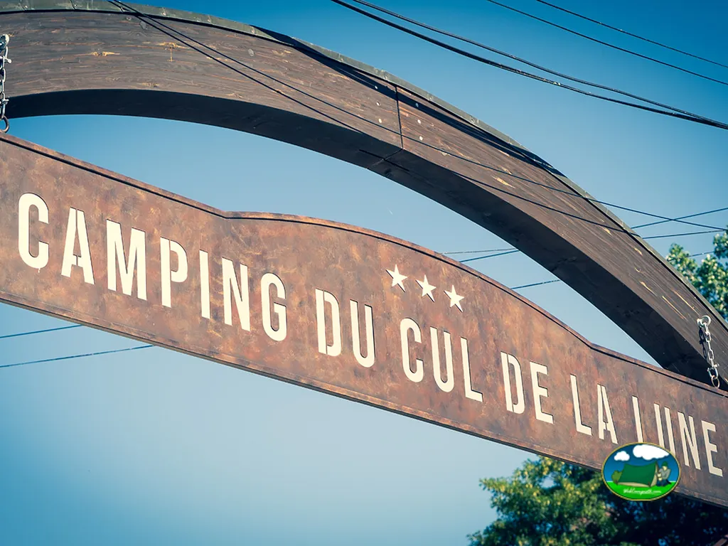 Cartel de entrada del Camping Le Cul de la Lune, MORTEAU (Doubs)