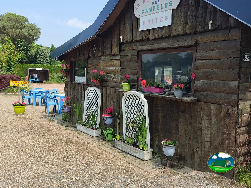 Recepción del camping del Camping les Bruyères, CONTEVILLE (Eure)