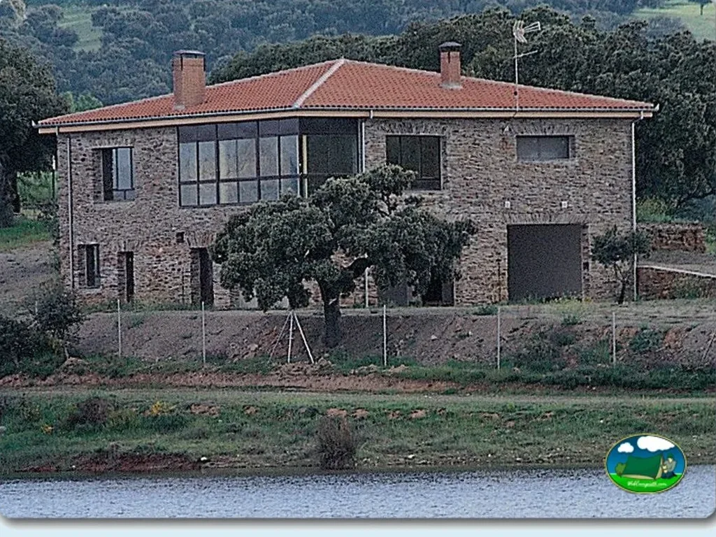 Camping El Guijo en Guijo de Avila, Salamanca - imagen 2