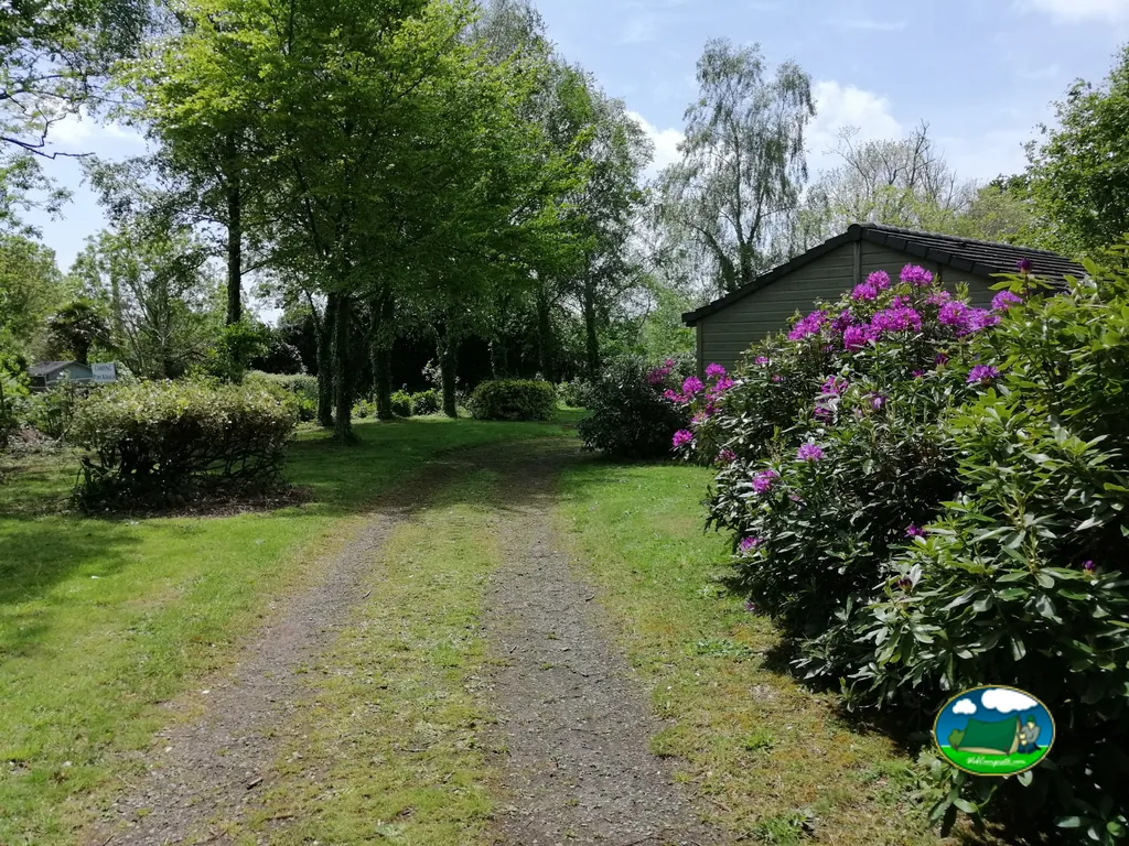 Cabaña entre árboles del Camping Pors Keraign, GOUESNACH (Finisterre)