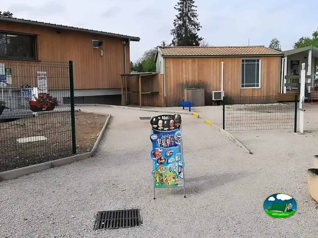 Recepción del camping del Camping Du Pasquier, DOLE (Jura)