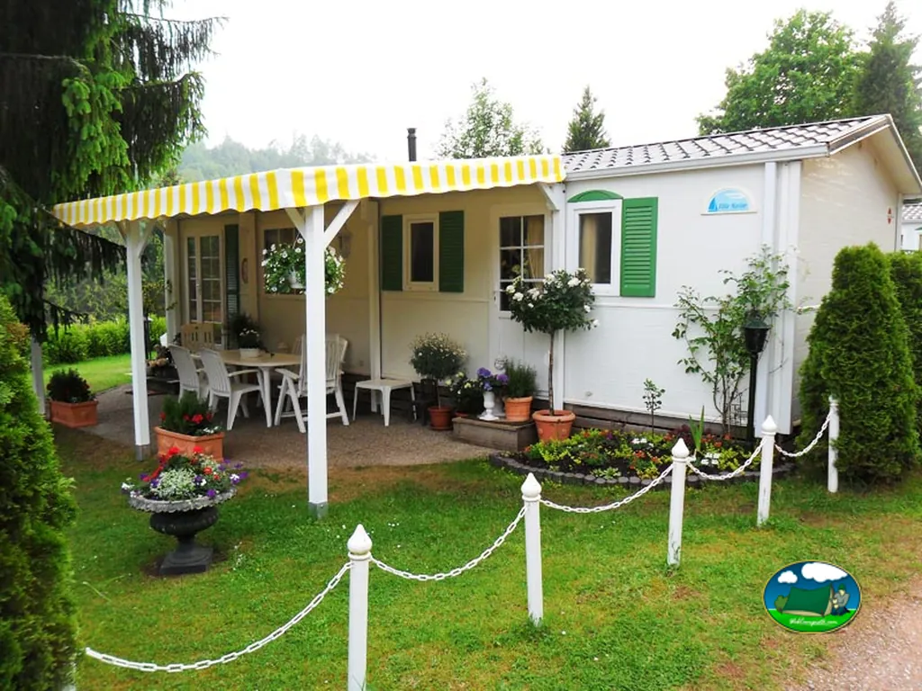 Mobil-home con jardín del Camping du Muhlenbach, STURZELBRONN (Mosela)