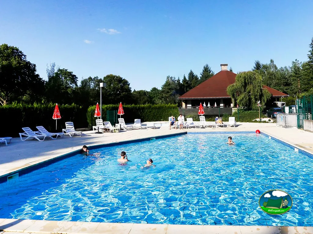Piscina con restaurante del Camping La Forêt, BOERSCH (Bajo Rin)