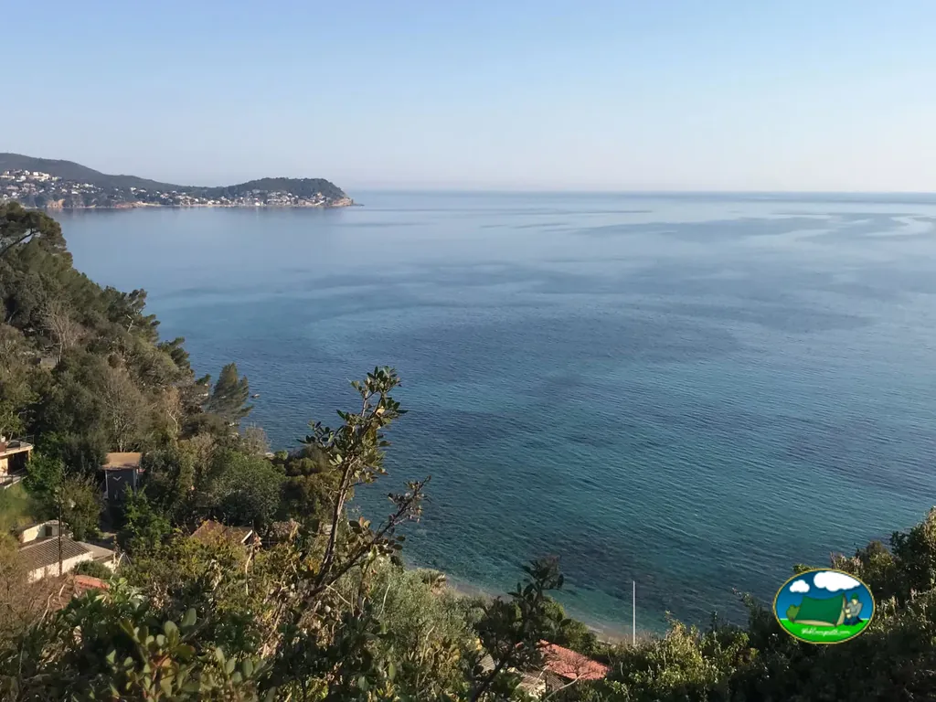 Playa junto al mar del Camping du Pin de Galle, LE PRADET (Var)