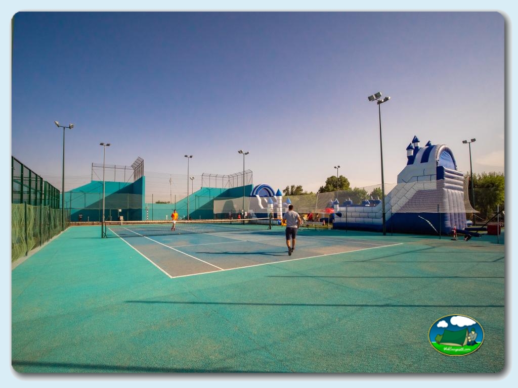 Camping Capfun El Escorial foto de Zona Deportiva y Parque Infantil