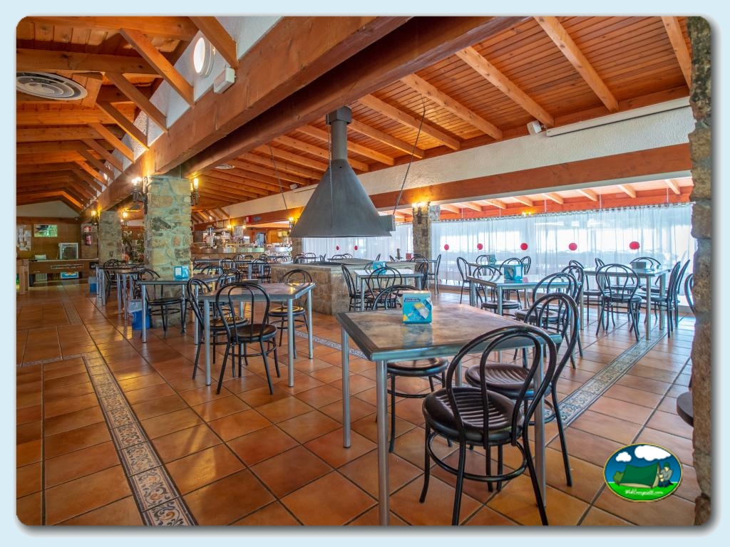 Camping Capfun El Escorial foto de Cafeter&iacute;a