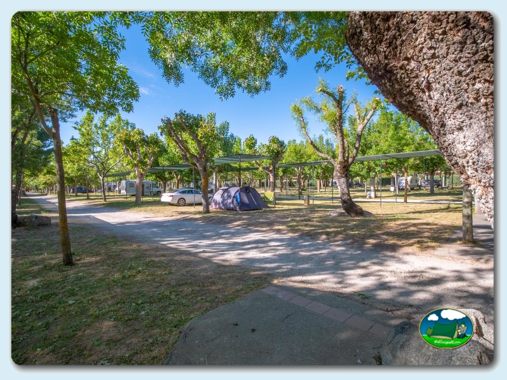 Camping Capfun El Escorial foto de Parcela