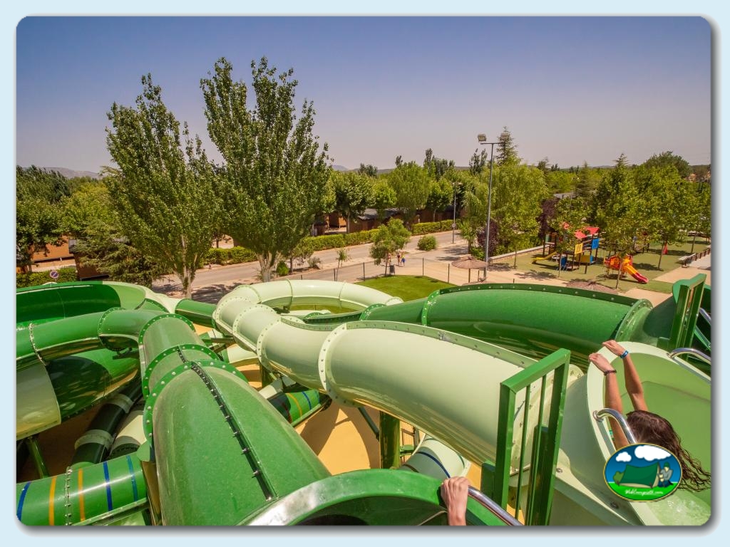 Camping Capfun El Escorial foto de Piscinas y toboganes