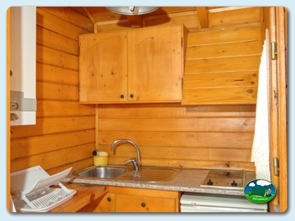 Camping Capfun El Escorial foto de Bungalow R&uacute;stico