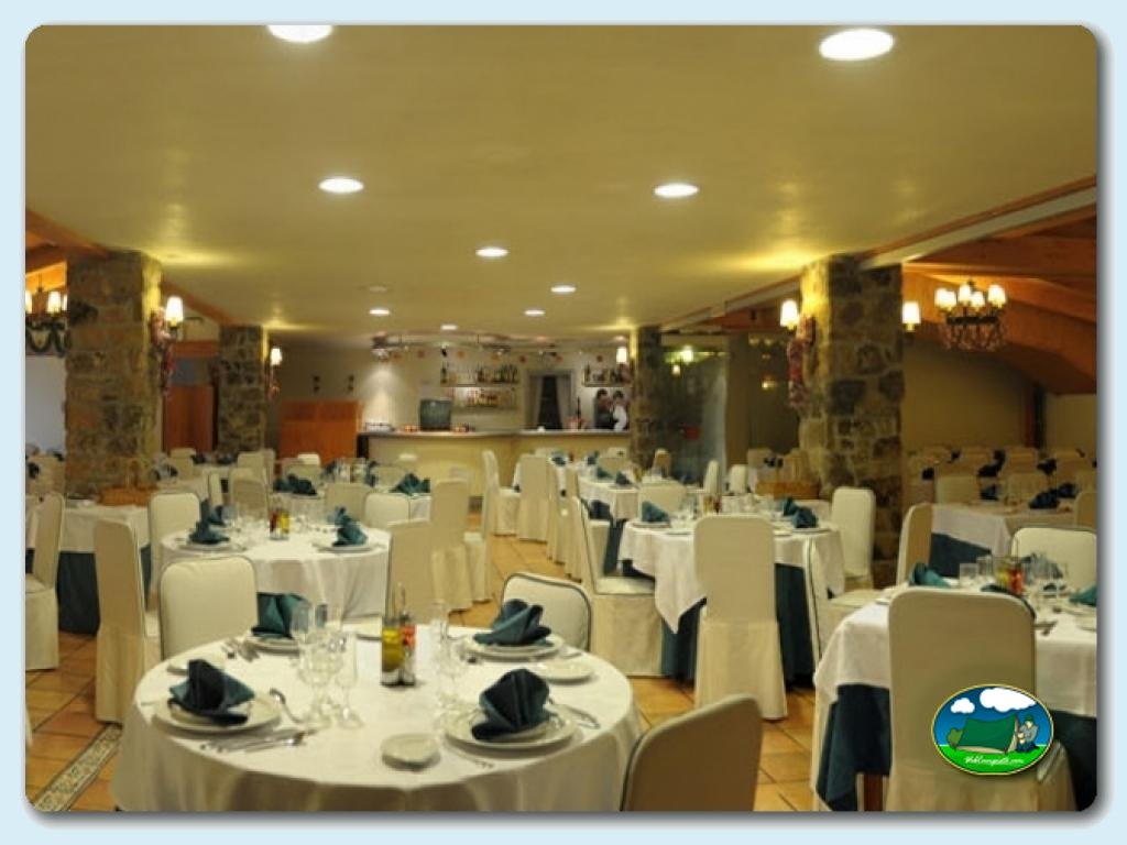 Camping Capfun El Escorial foto de Cafeter&iacute;a