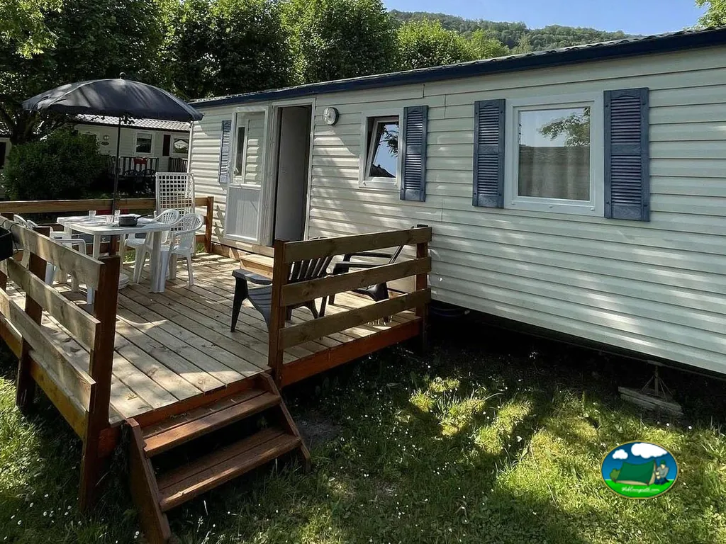 Mobil-home con terraza