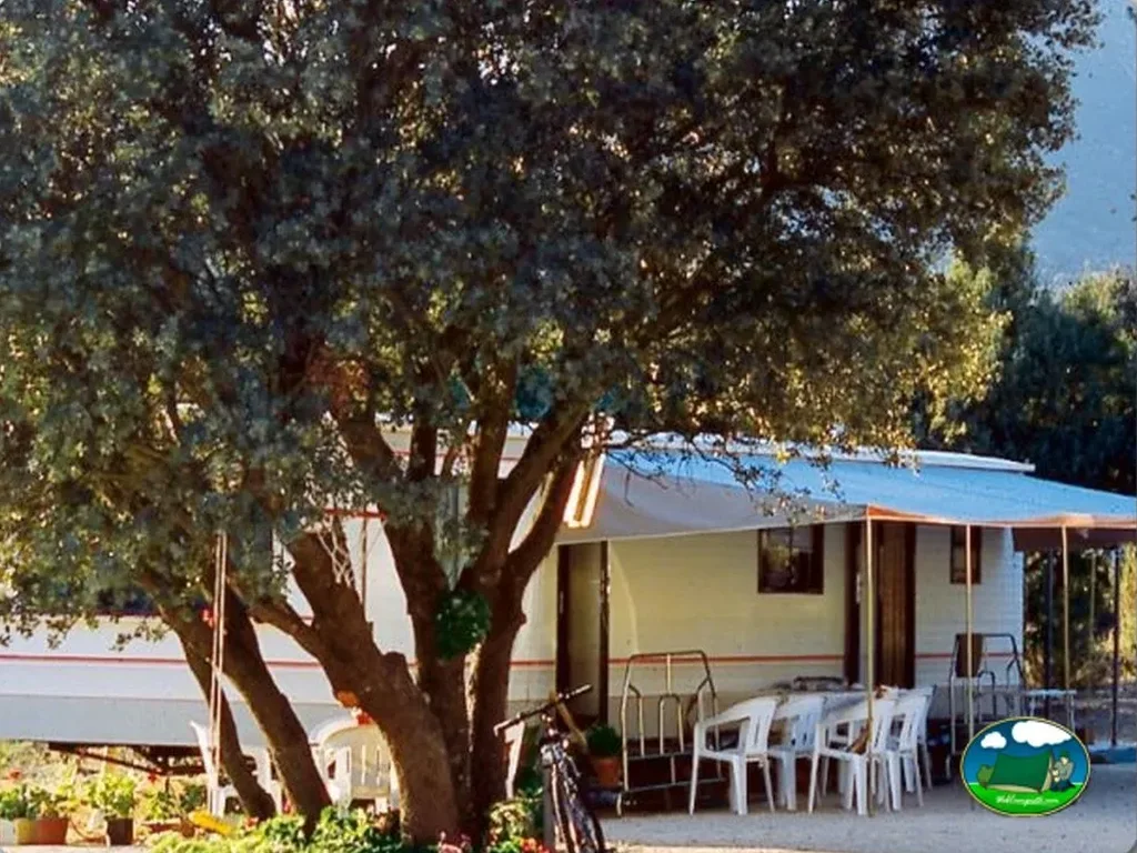 Camping Piscis en Navalafuente