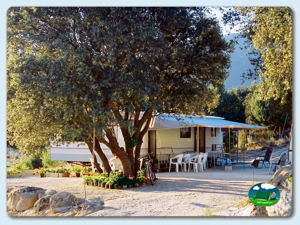 Camping Piscis en Navalafuente - imagen 2
