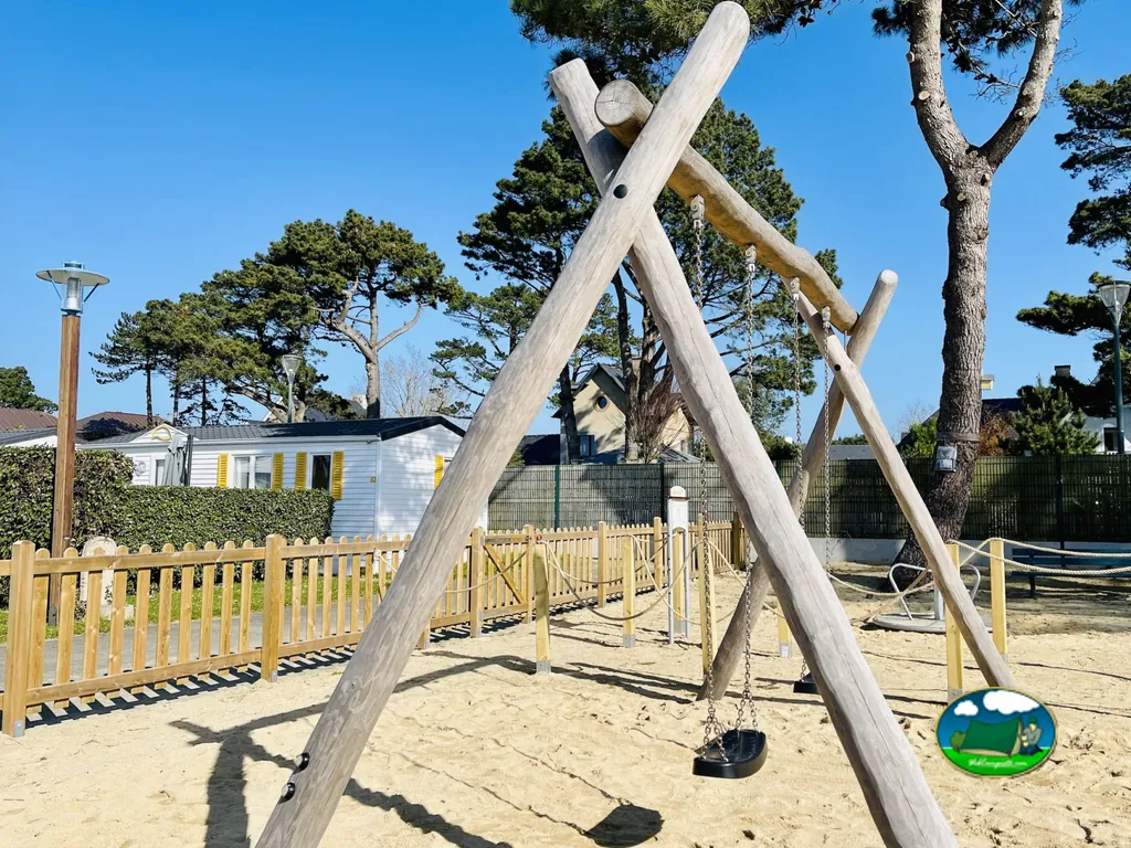 Zona infantil de madera