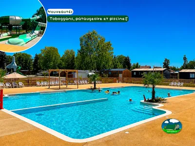 Piscina con zona infantil