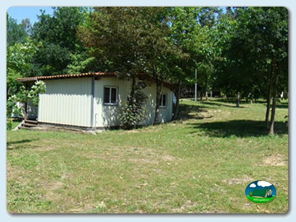 Mobil-home en parcela arbolada del Camping Ave, Azevedo (Porto)