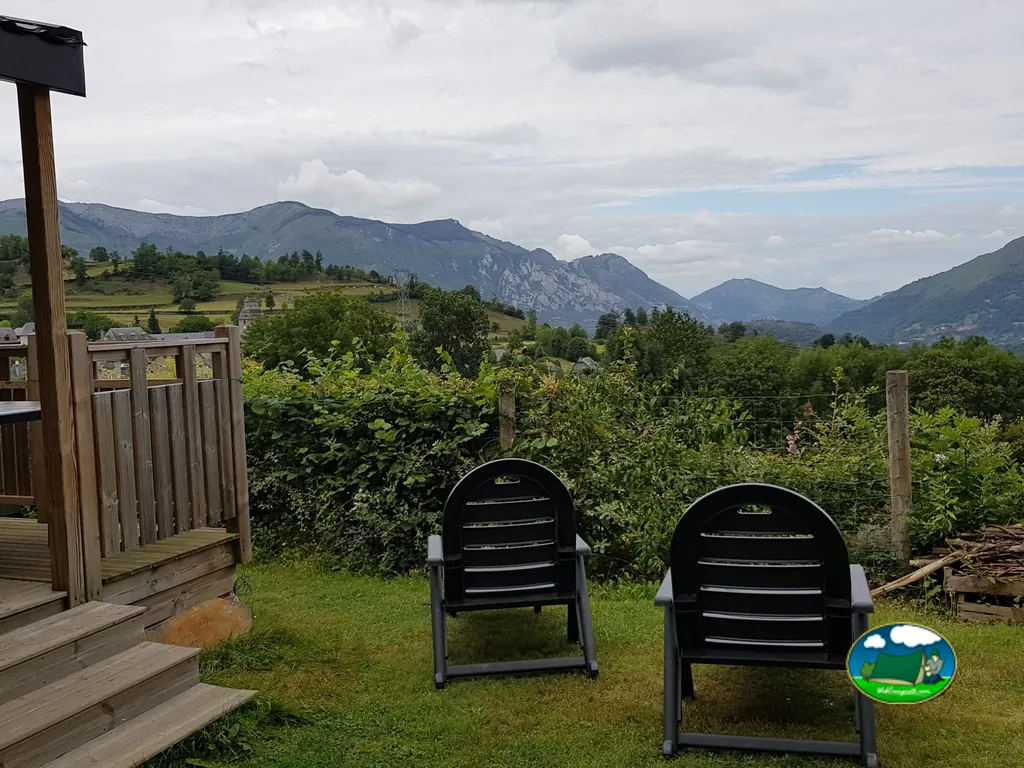 terraza con vistas a la montaña