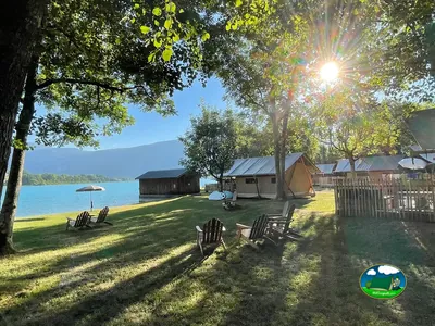Alojamientos junto al lago
