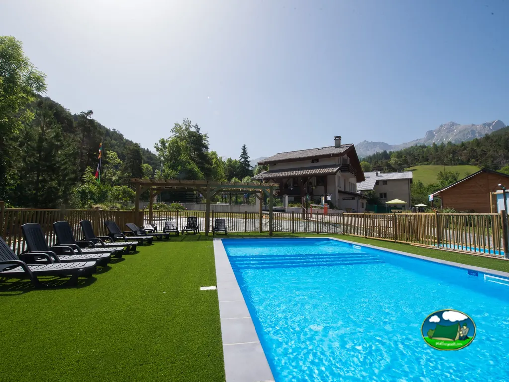 Piscina exterior rectangular