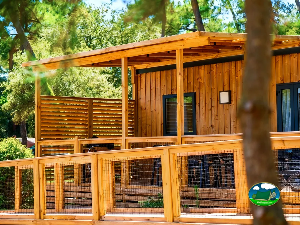 cabaña con terraza