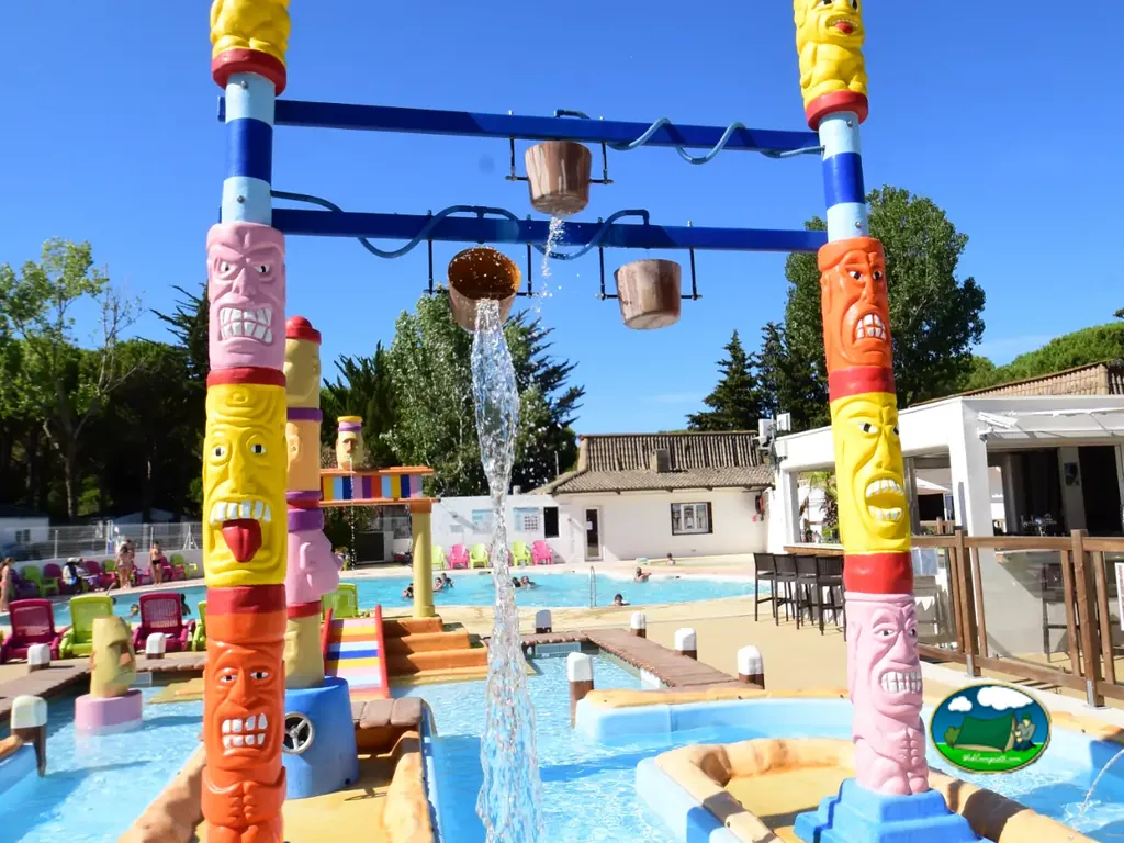 juegos acuáticos infantiles