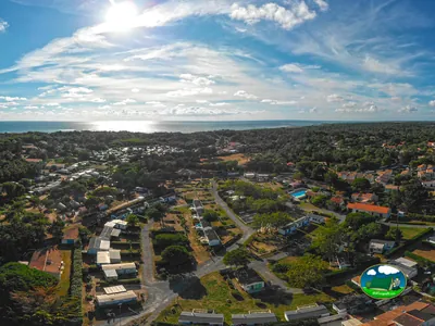 casas móviles junto a la costa