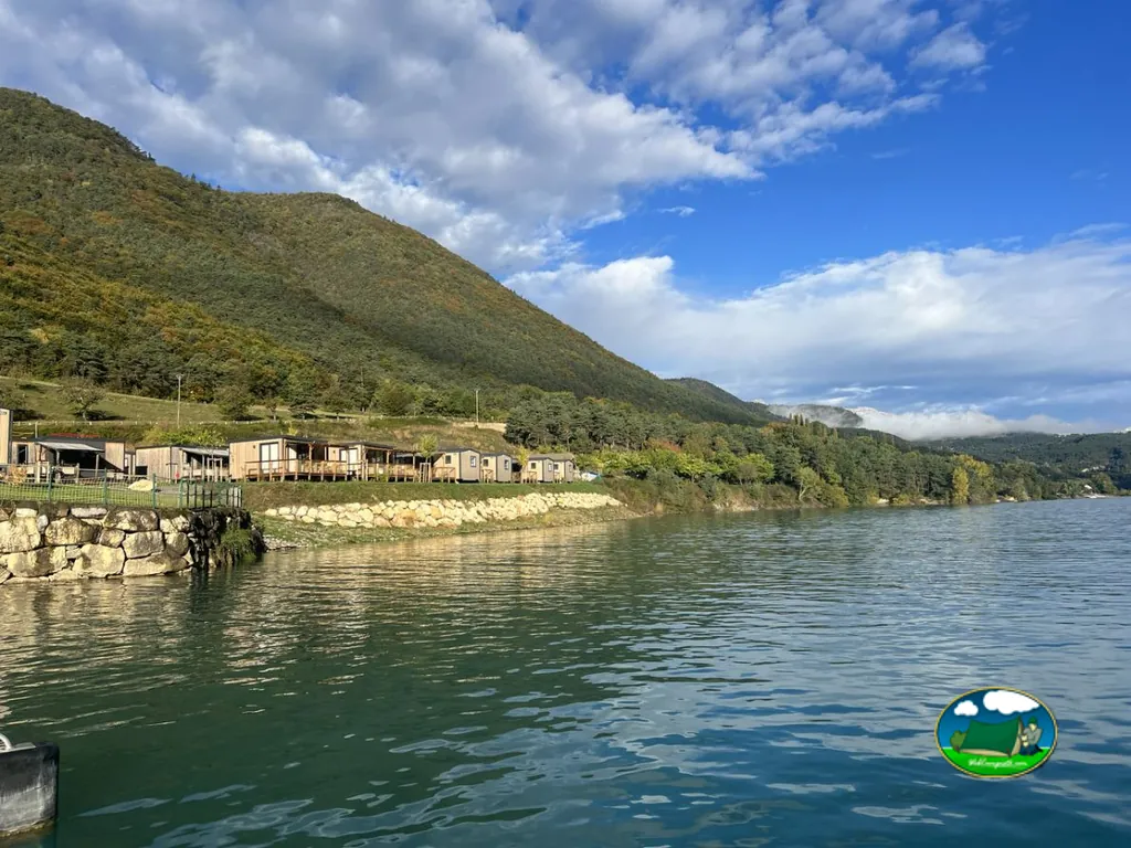 Alojamientos a orillas del lago