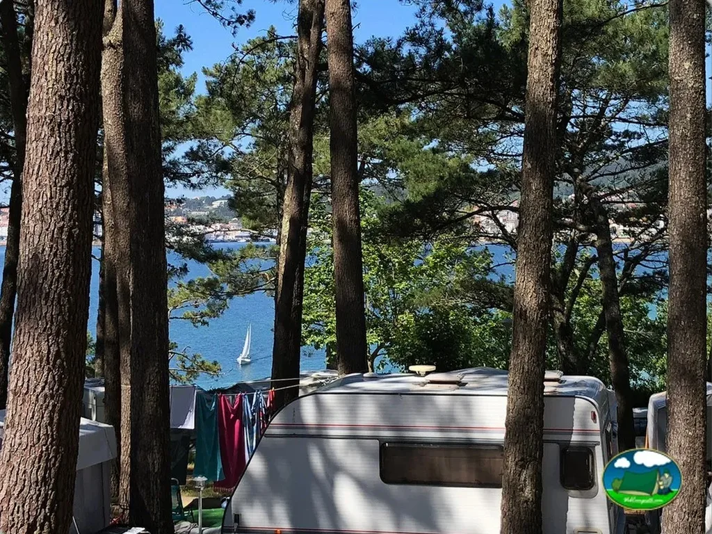 Camping Coroso en Santa Uxia de Ribeira, A Coruña - imagen 2