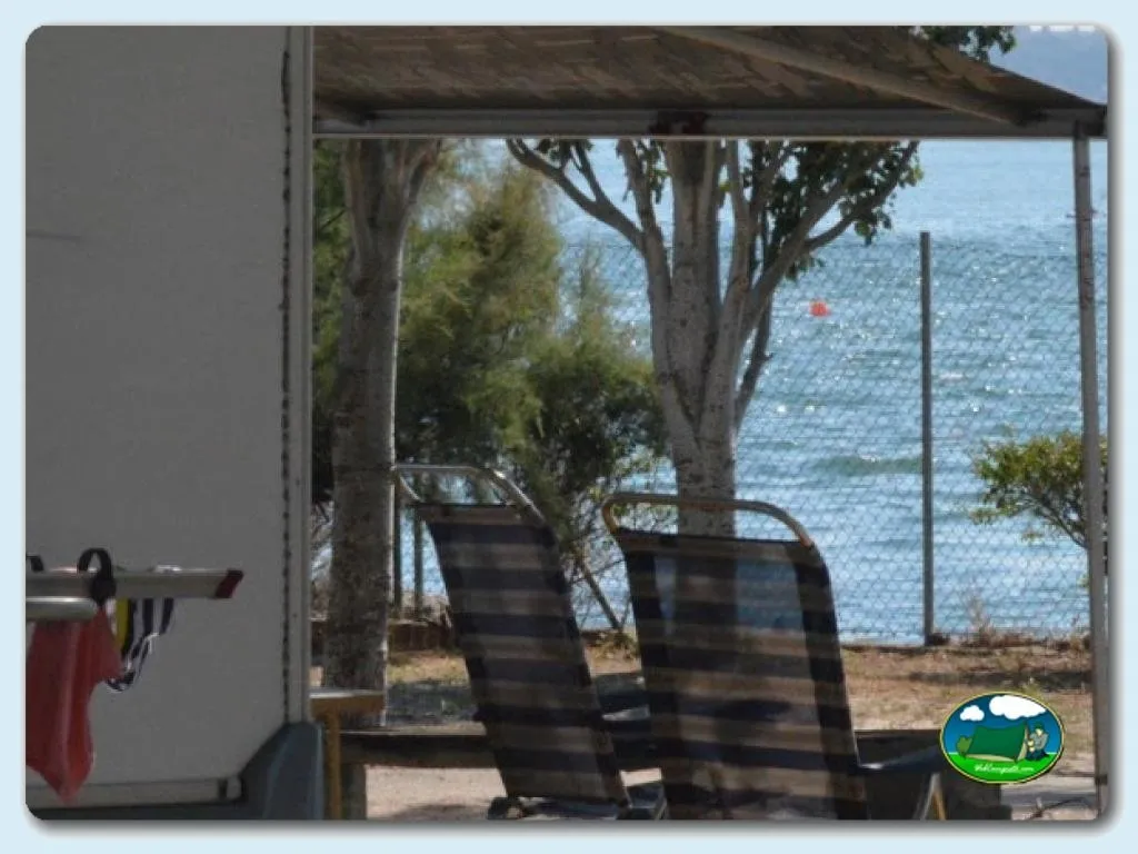 Bungalow junto al mar con vistas al lago del Camping Outao, Setubal (Setúbal)