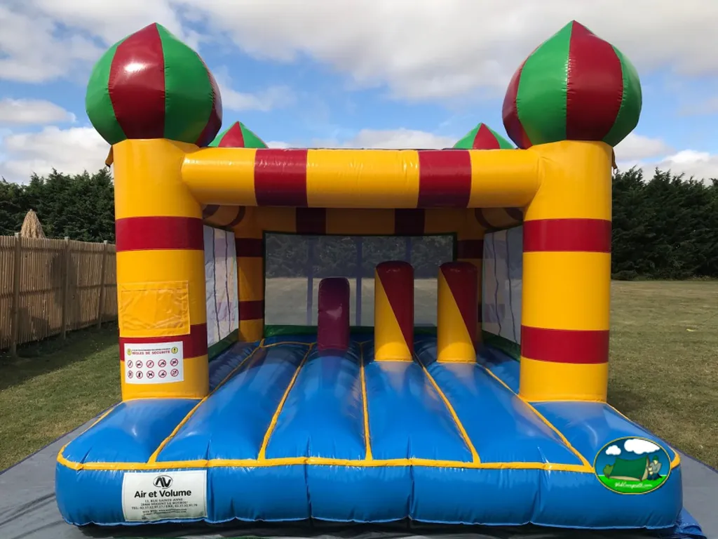 Castillo hinchable multicolor