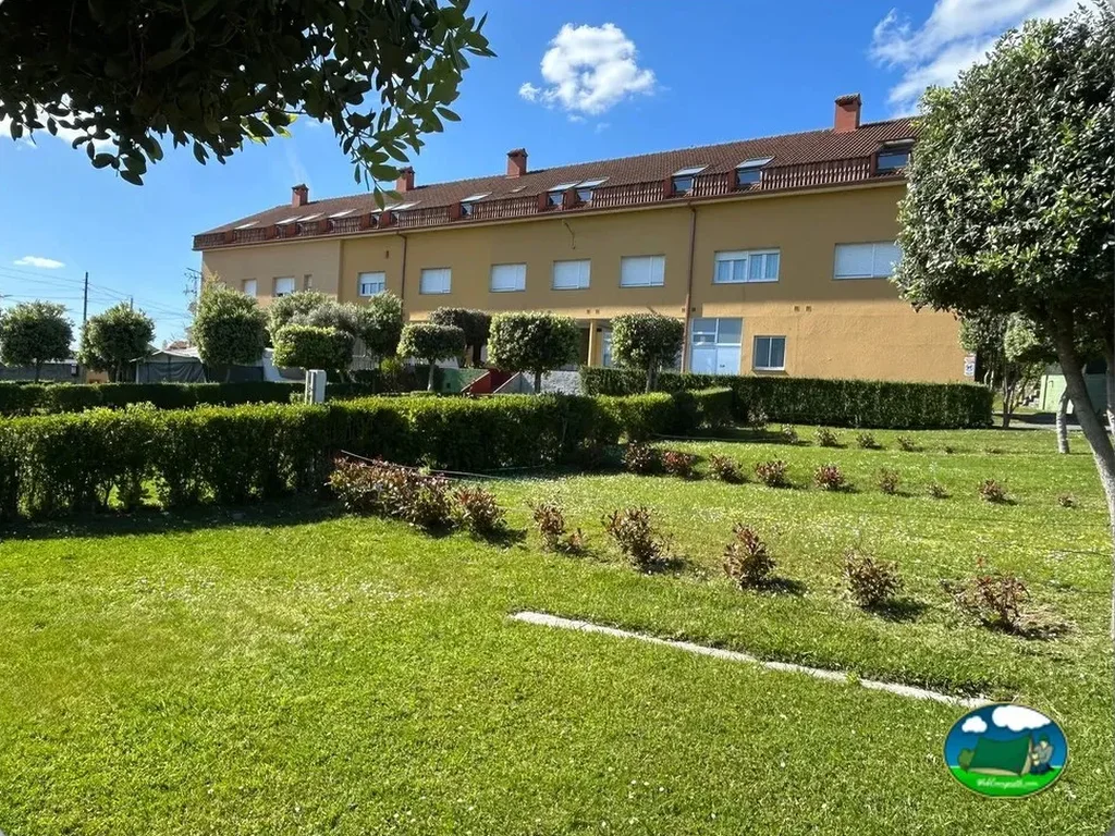 Camping Os Delfins en Carballo, A Coruña - imagen 2