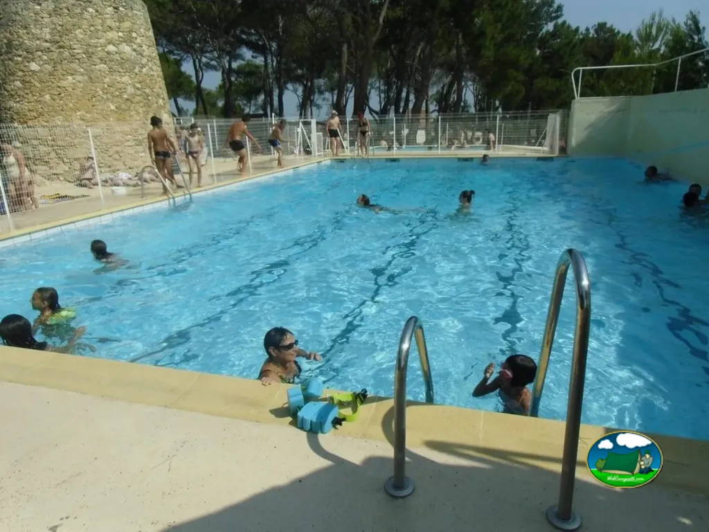 Piscina familiar exterior