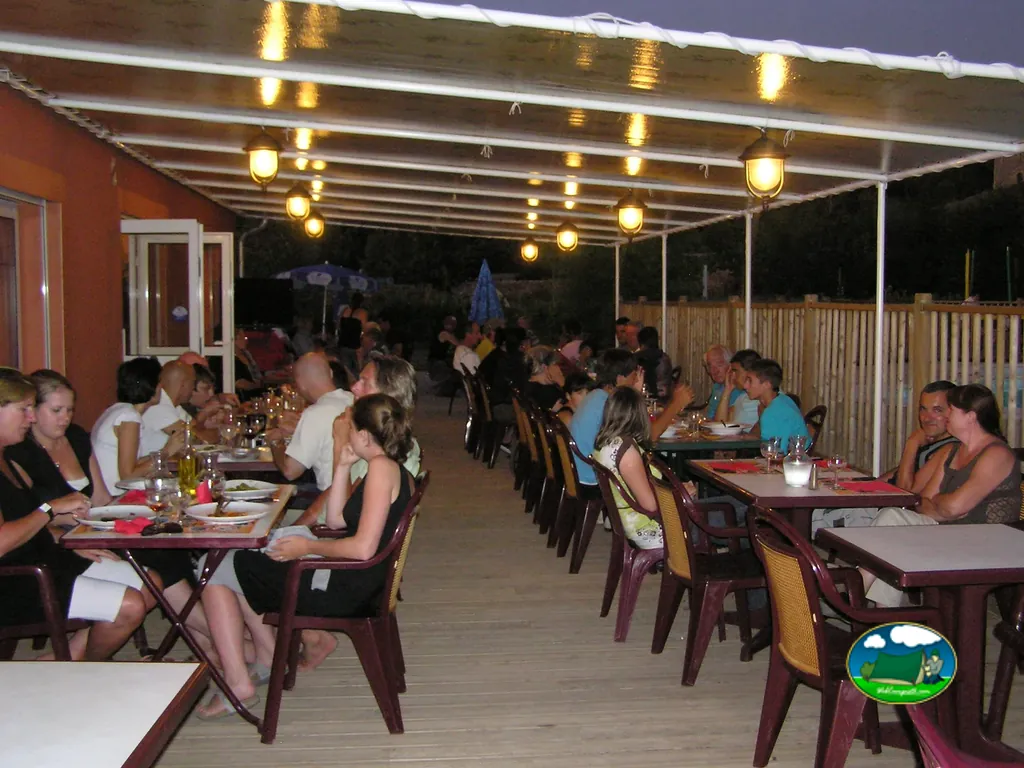 cena al aire libre