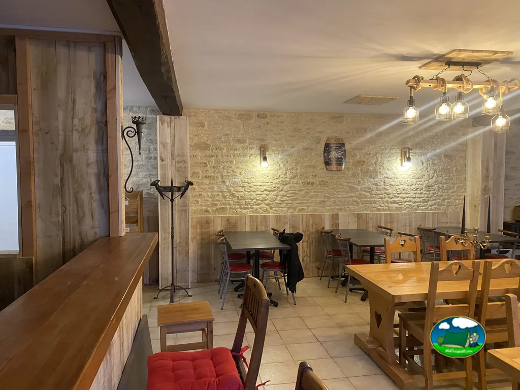 comedor rústico interior