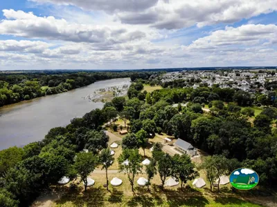 río y parcelas desde arriba