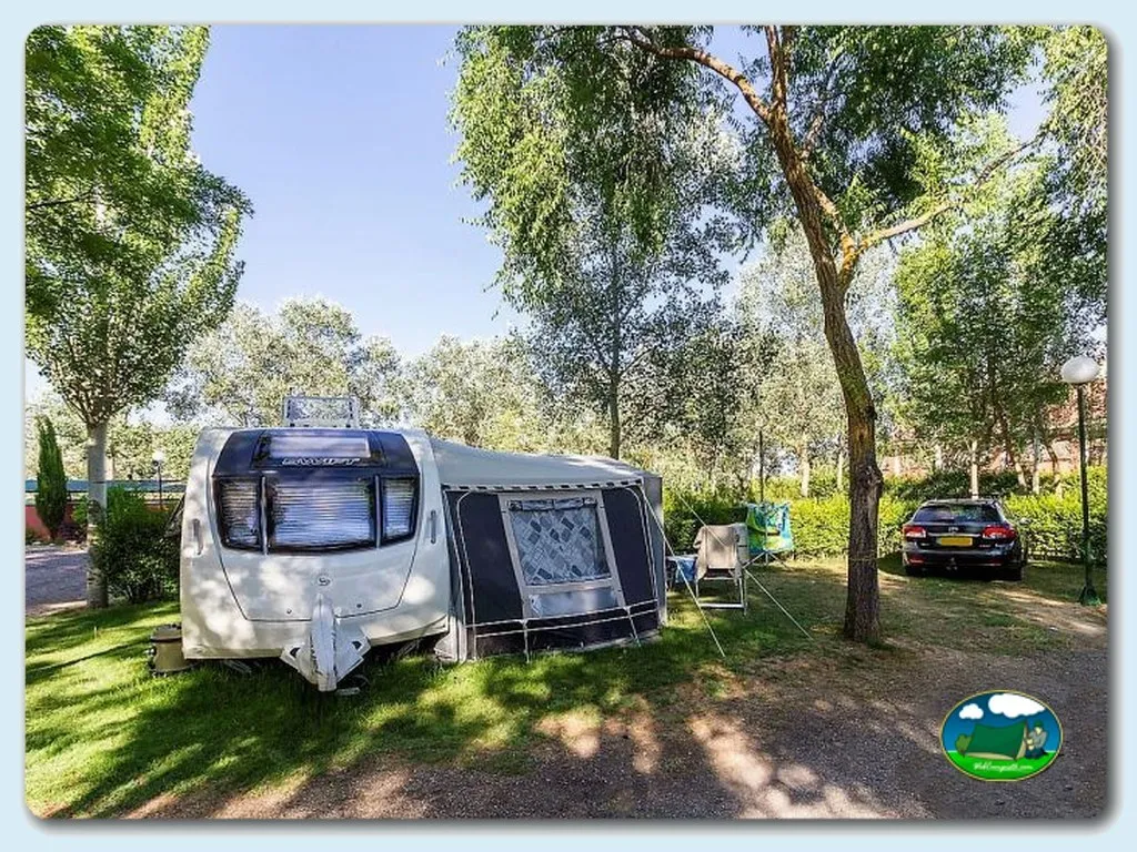 Camping El Astral en Tordesillas, Valladolid