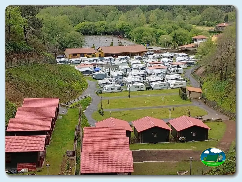 Camping San Pedro de la Ribera en Soto de Luiña