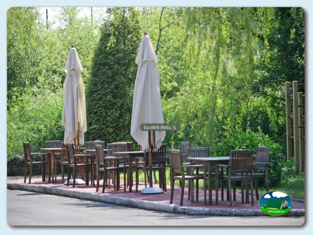 Terraza en Camping Playa Sauces, España